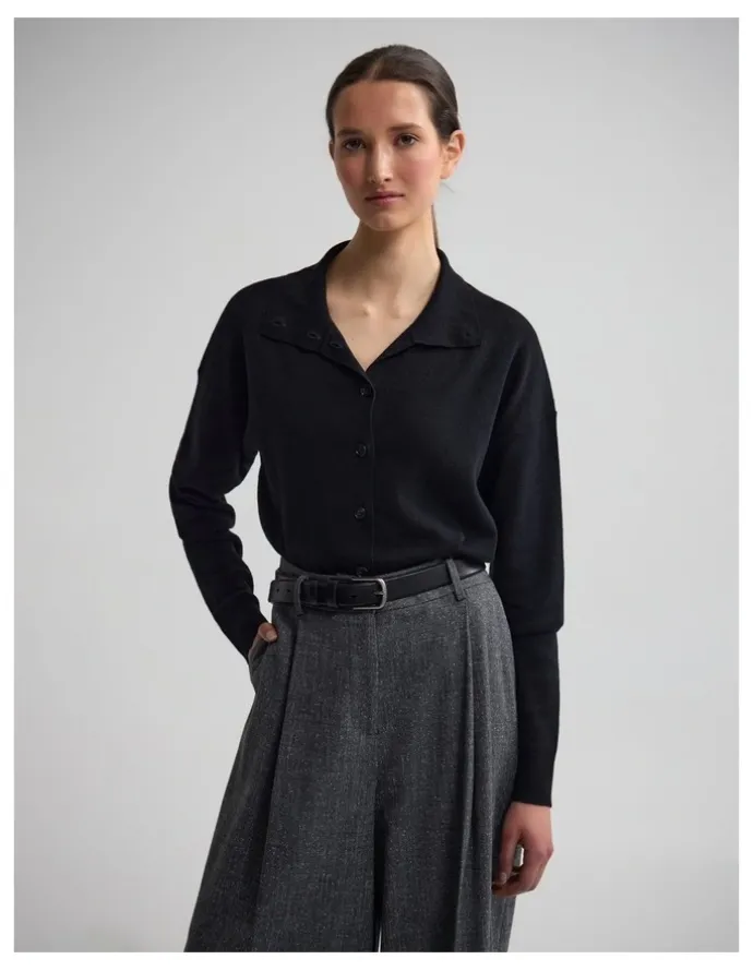 Oxford Maddison Funnel Collar Cardigan in Black