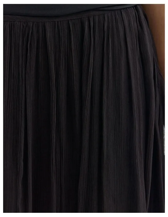 Oxford Nova Full Skirt in Black