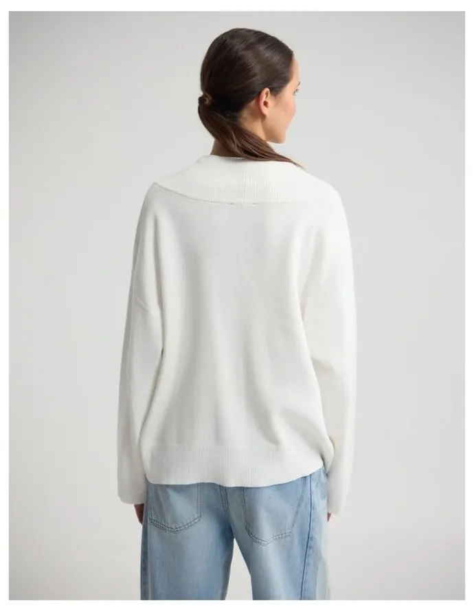 Oxford Pia Cotton V-Neck Knit in Ivory