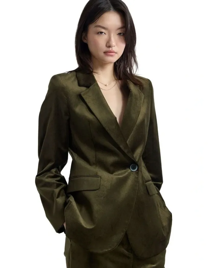 Oxford Raffi Velvet Blazer in Olive Green