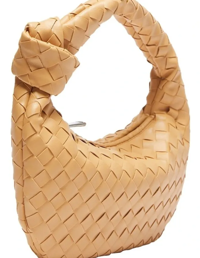 Ravella Bazz Bag In Light Camel