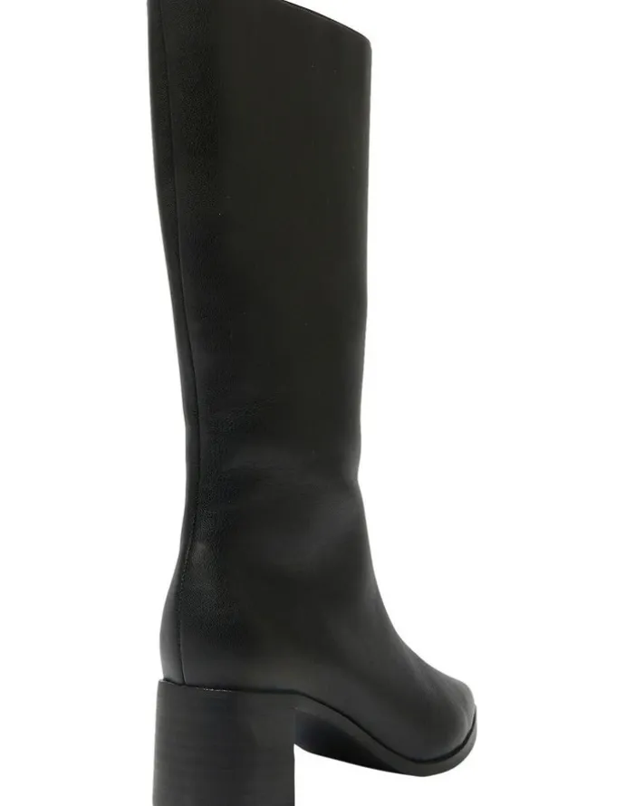 Ravella Everest Boots in Black