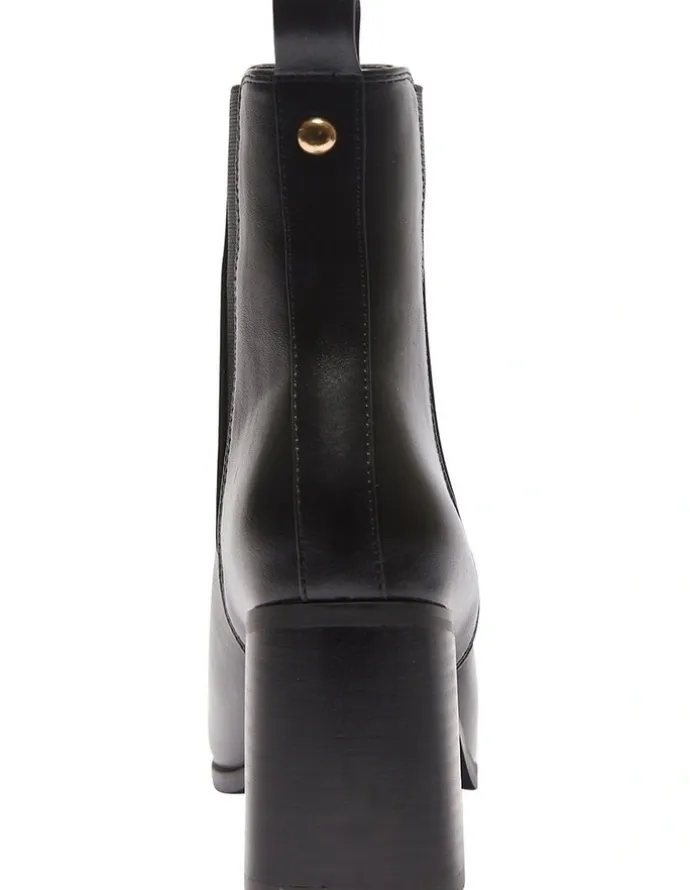 Ravella Major Boots In Black Smooth