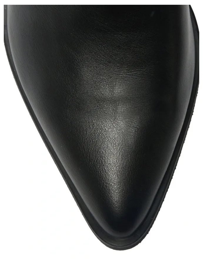 Ravella Noble Boots in Black