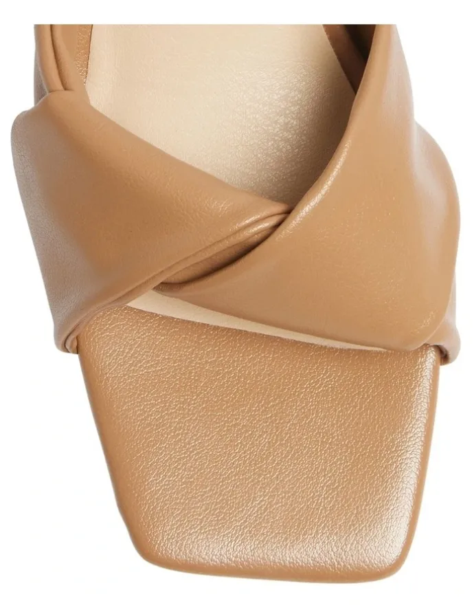 Ravella Skye Sandals in Camel Smooth