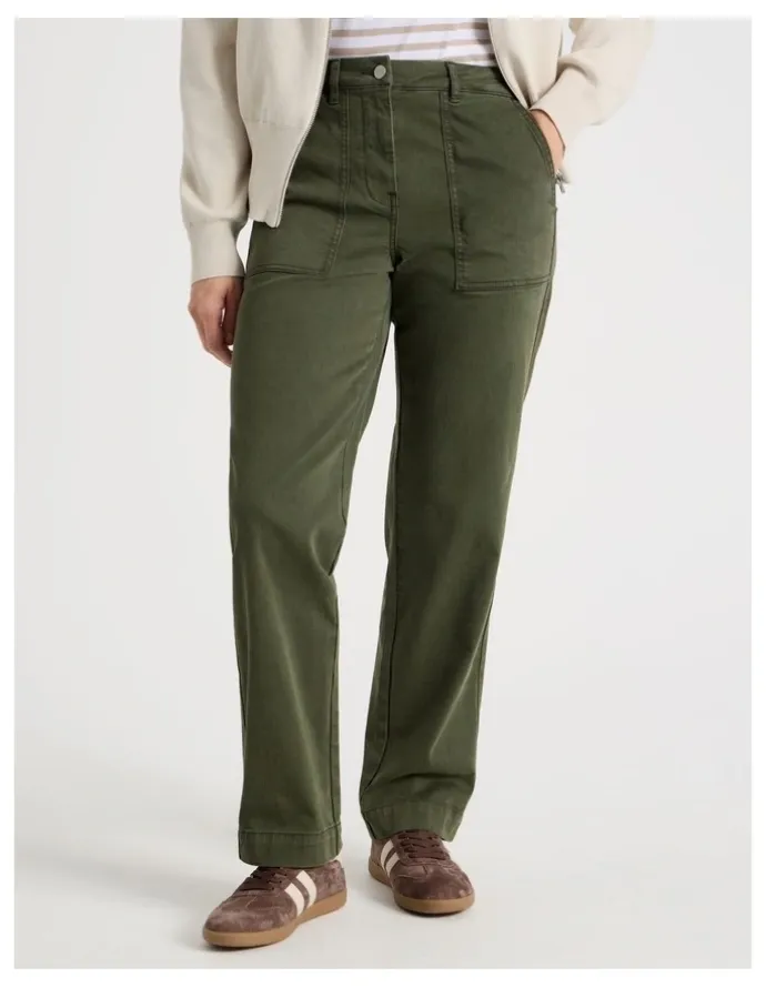 Regatta Utility Stretch Pant With Patch Pockets in Olive