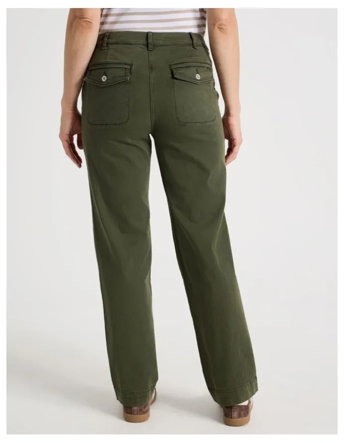 Regatta Utility Stretch Pant With Patch Pockets in Olive