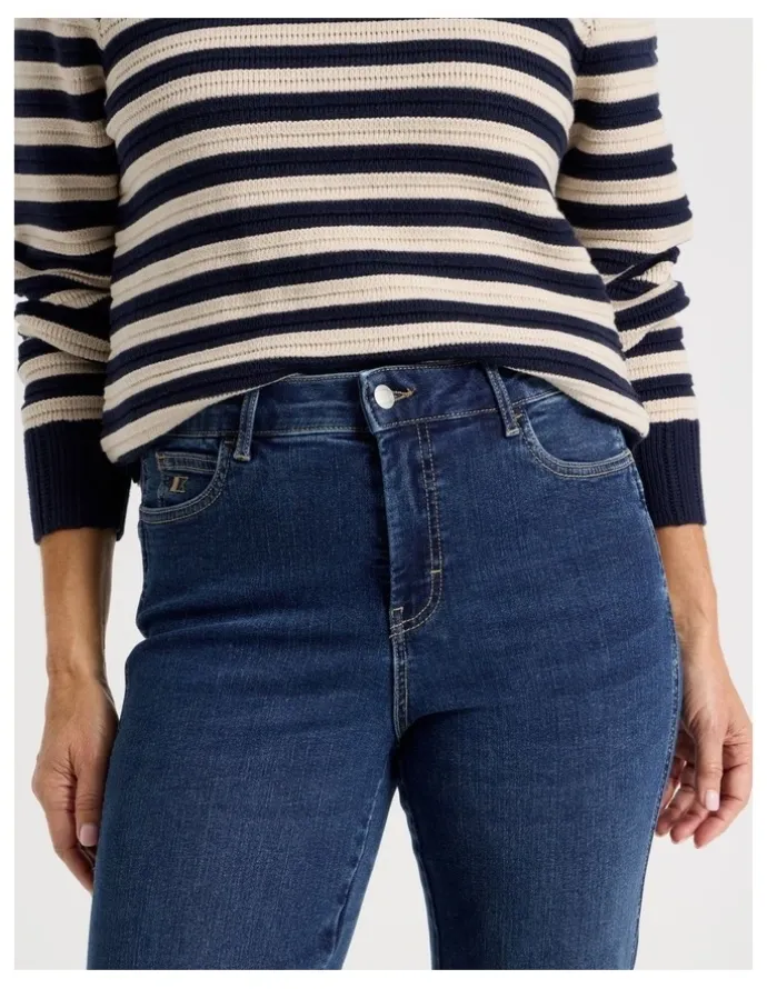 Regatta Wardrobe Staple Straight Jean In Mid Denim