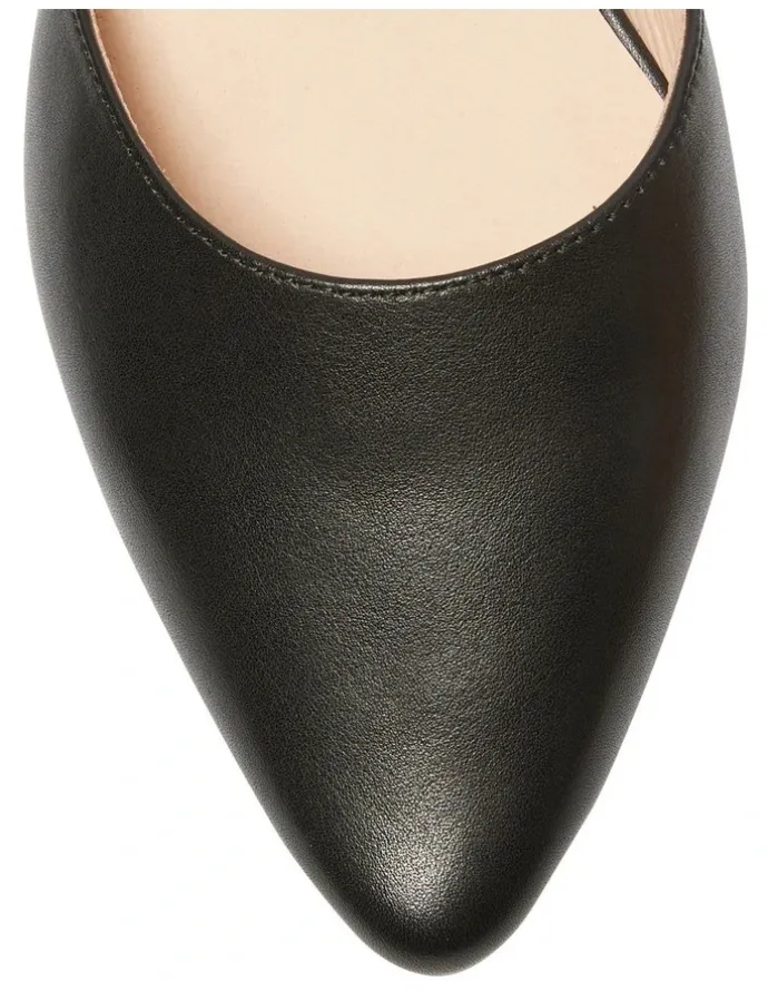 Sandler Amity Flat Leather Shoes in Black