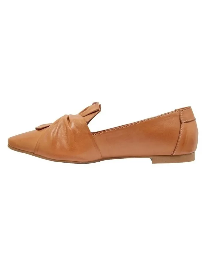 Sandler Rosco Leather Flat Shoes in Tan