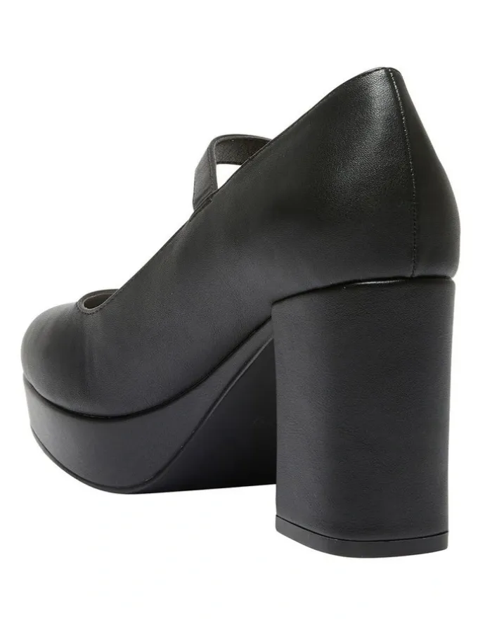 Sandler Tate Heeled Shoes in Black Smooth