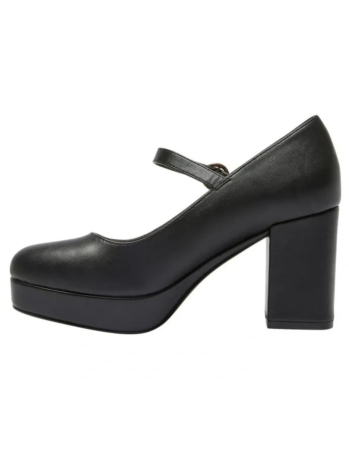 Sandler Tate Heeled Shoes in Black Smooth