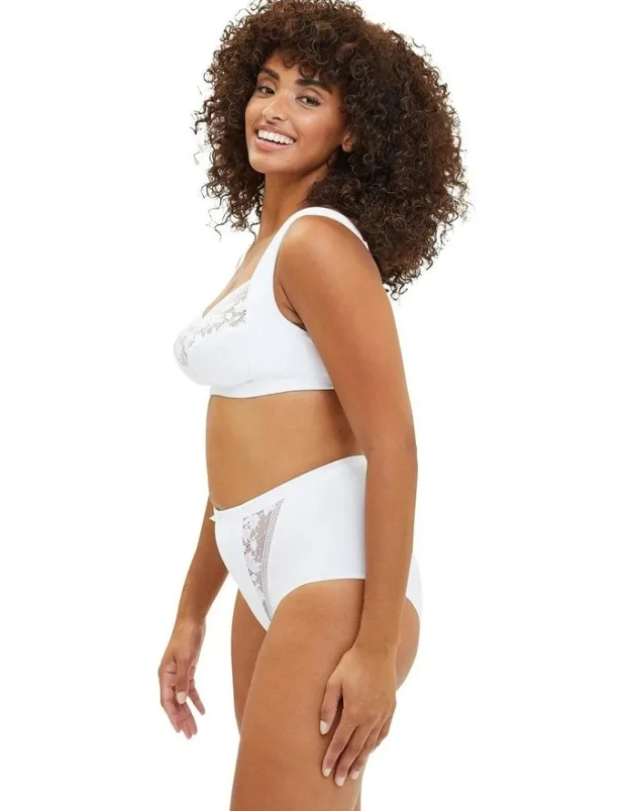 Sans Complexe Jeanne Wirefree Wide Strap Organic Cotton Bra With Lace in White