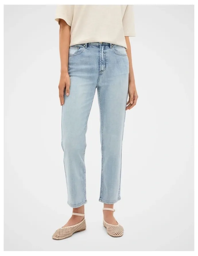 Seed Heritage Core Straight Leg Stretch Jean in Mid Blue Wash