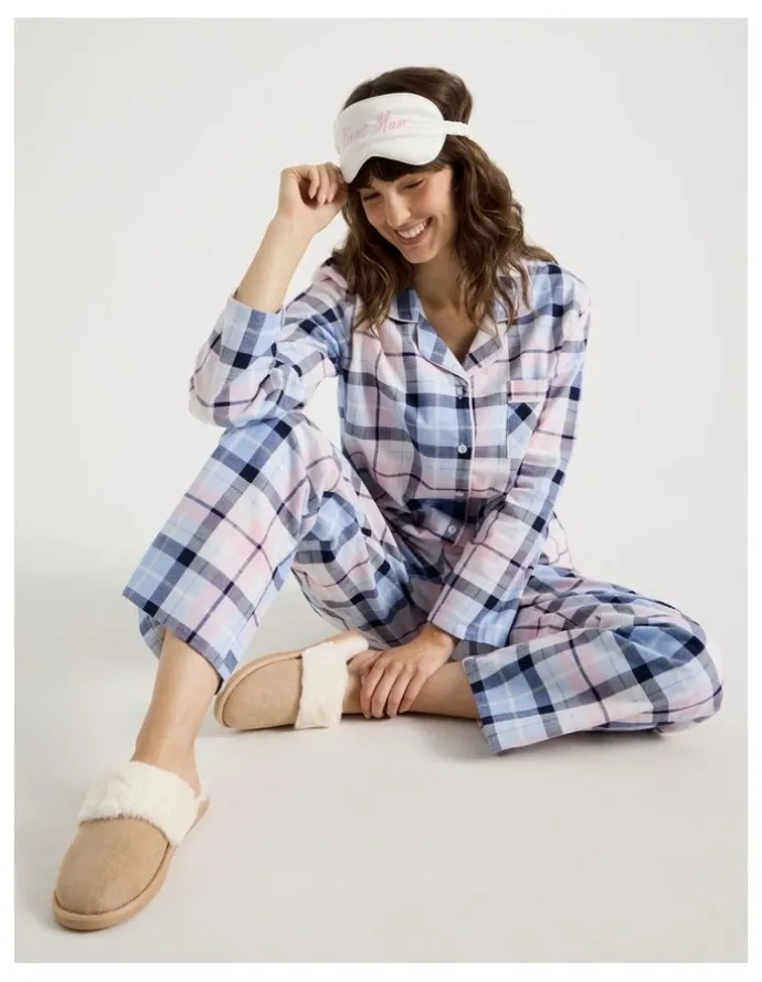 Soho Best Mum Gift Box with Slipper & Eye Mask in Beige