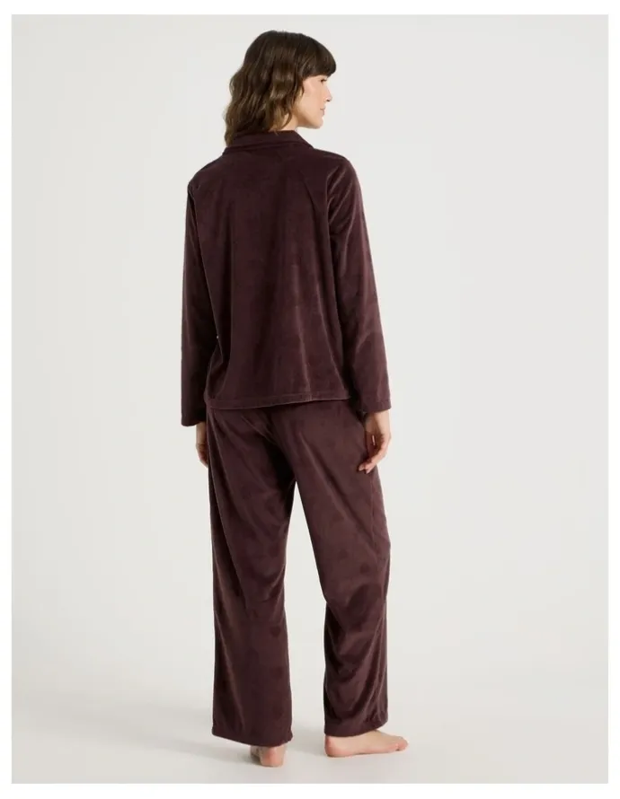 Soho Cosy Fleece Long Sleeve Button Up Pyjama Set in Raisin Debossed Heart Print