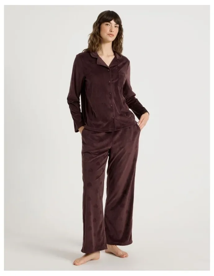 Soho Cosy Fleece Long Sleeve Button Up Pyjama Set in Raisin Debossed Heart Print