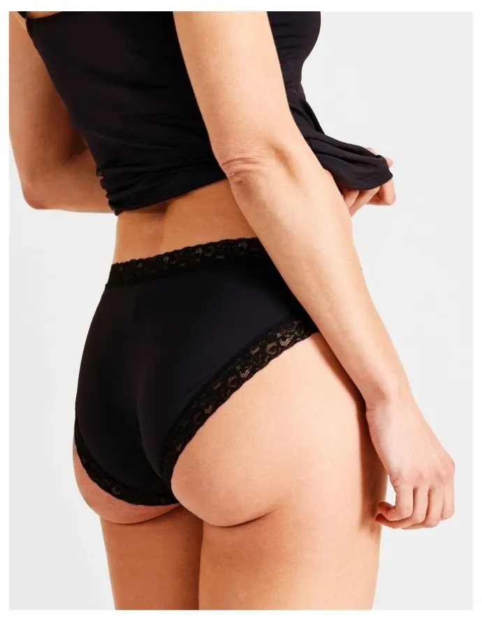 Soho Smooth with Lace Bikini Brief in Black