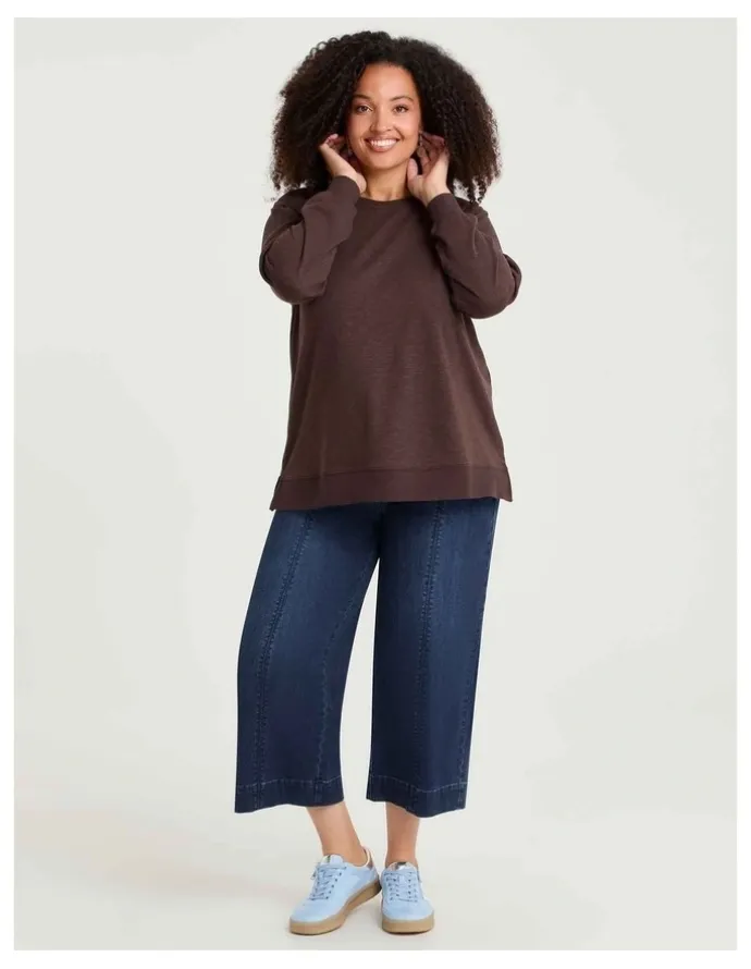 Taking Shape Boyfriend Tunic Sweat in Chocolate Fudge