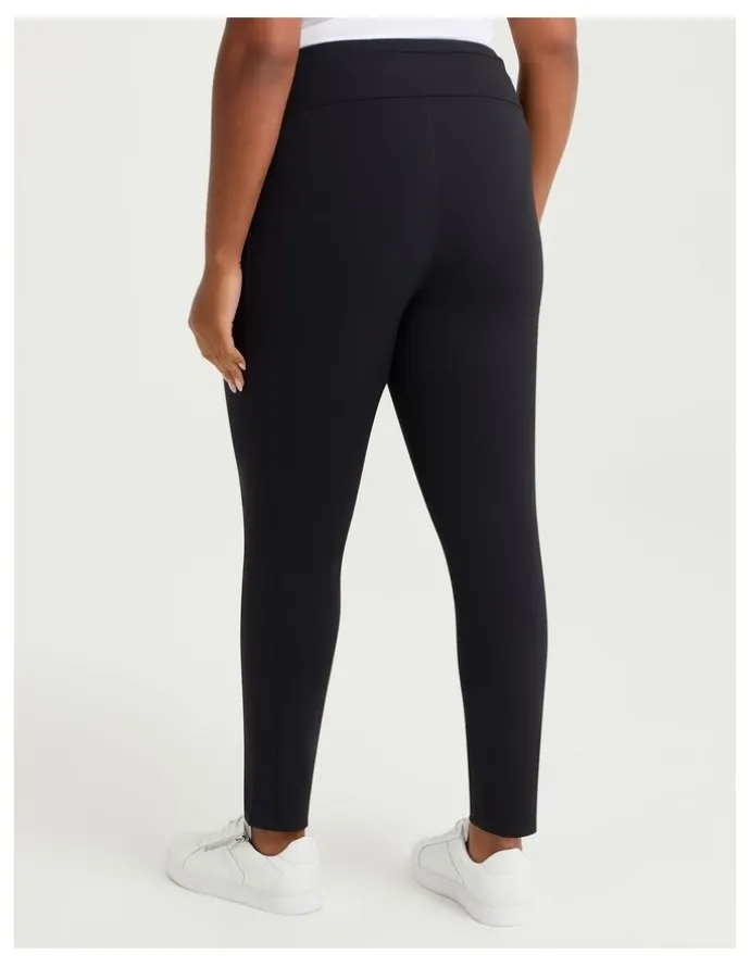 Taking Shape Cloud Touch Rib Pocket Legging in Black