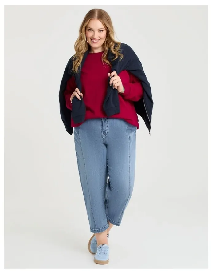 Taking Shape Boyfriend Tunic Sweat in Ruby Red