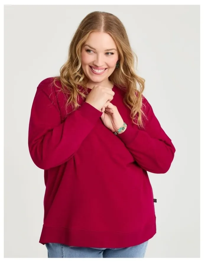 Taking Shape Boyfriend Tunic Sweat in Ruby Red