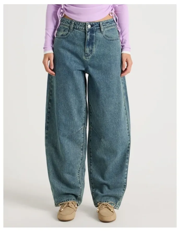 There After Mid Rise Barrel Leg Jean in Mid Blue Wash