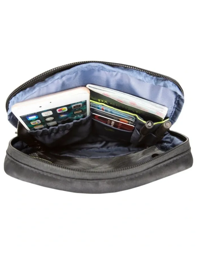 Travelon Urban Anti-Theft Small Crossbody Bag in Black