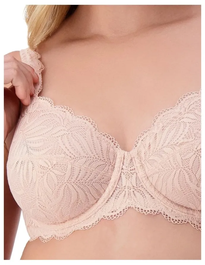 Triumph Essential Lace Balconette Underwire Bra in Nude Pink