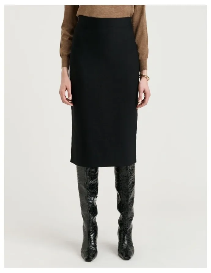 Veronika Maine Milano Pencil Skirt in Black
