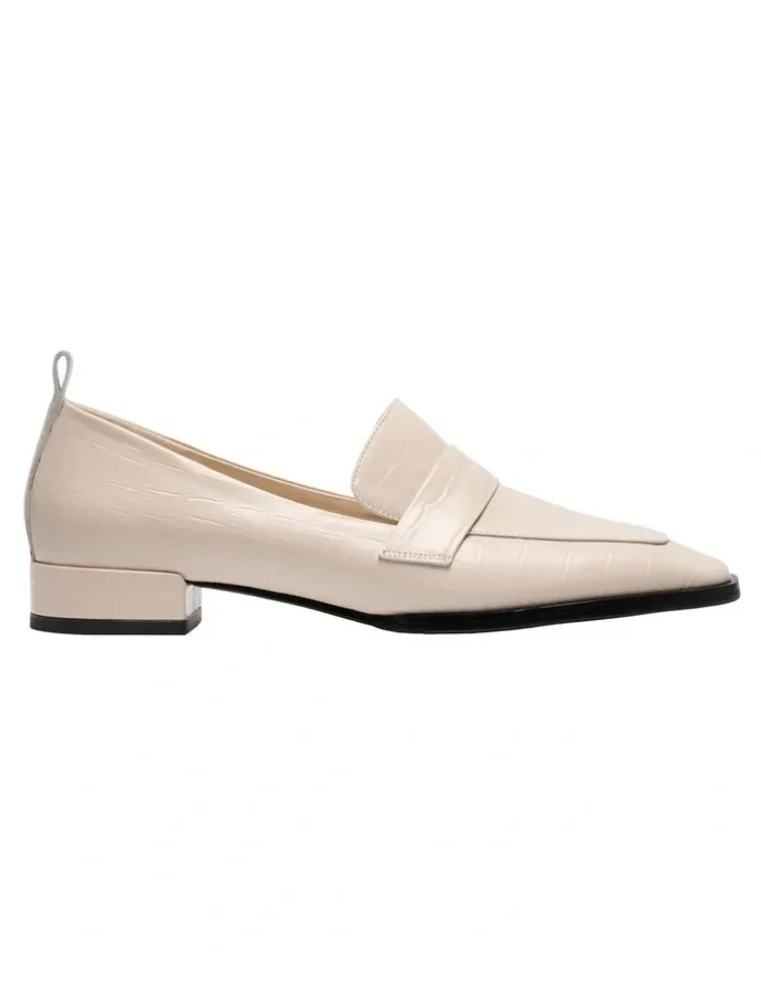1978W Vivie Loafer in Ivory