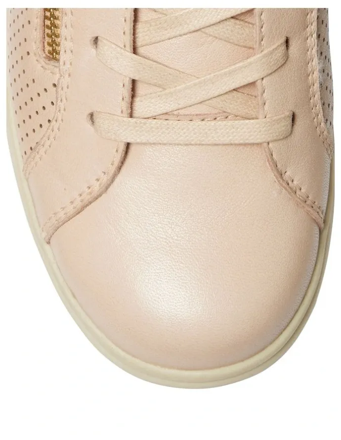 Wide Steps Normandy Sneakers in Blush Leather
