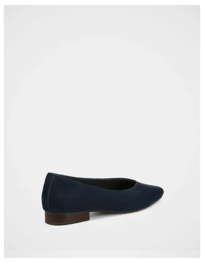 Wittner Calio Suede Leather Ballet Flat in Navy